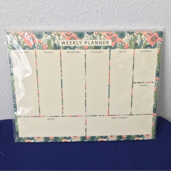 Forrest & Flower Cottagecore Weekly Planner Notepad - Picture 2 of 4
